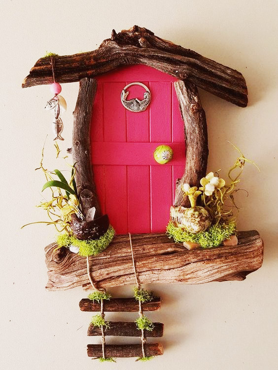 LA PORTA DEGLI ELFI: